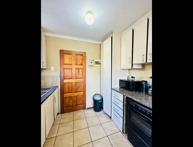 2 BEDROOM HOUSE FOR SALE IN COSMO CITY